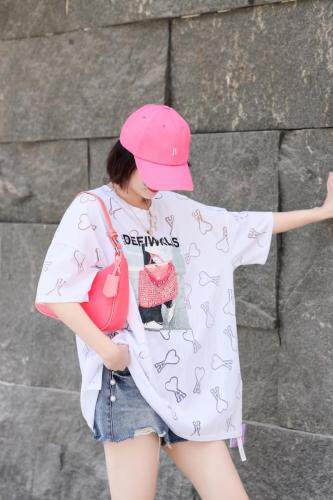 大版捎花T，女装，卡菲莱