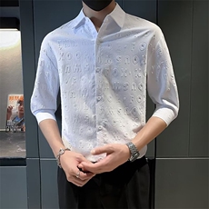 白色