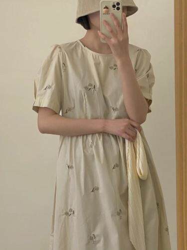 韩系新款韩系刺绣连衣裙，女装连衣裙，Here Bella(5F)