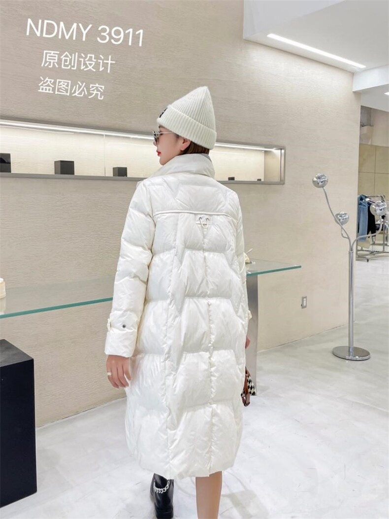 90白鸭绒长款羽绒服，女装羽绒服，尼帝曼依