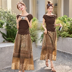 高级感碎花半身裙套装女2025年夏季新款小香风气质显瘦短袖两件套，女装套装/套裙，依如秀(原杭风阁)