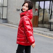 2020冬装新款韩版时尚百搭温暖舒适羽绒服，女装羽绒服，姿萝菲