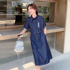 2025夏季新款时髦设计感牛仔连衣裙女复古通勤风短袖单排扣连衣裙，女装连衣裙，1D103