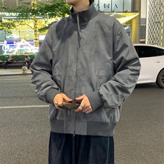 深灰色