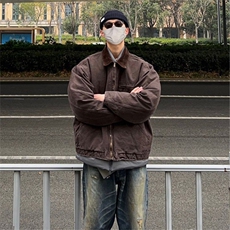 咖啡色