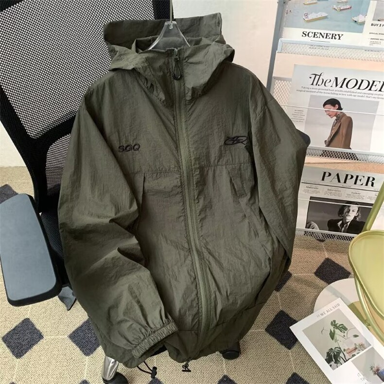 户外轻薄防晒衣男新款透气连帽冲锋衣薄外套宽松防晒服JK825P45,男装夹克,星座1013-5