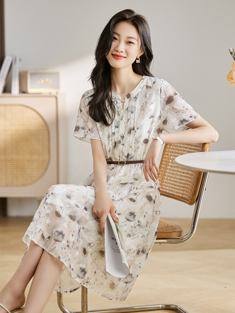 法式轻熟风连衣裙女2025年春夏新款复古百搭水墨花色短袖中长裙子,女装连衣裙,艾米