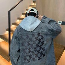 灰色