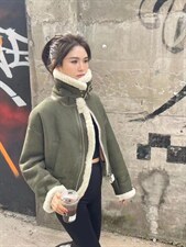 冬季新款机车款绵羊皮皮毛一体，其它，邱小姐