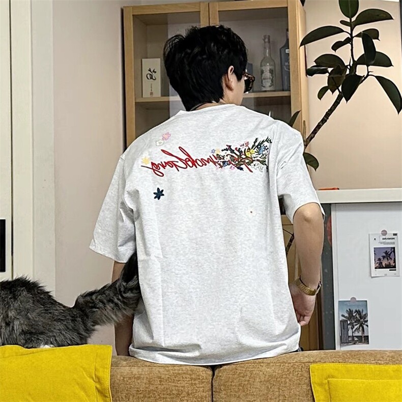 万针全刺绣工艺抖音得物高品质260克重磅纯棉双纱美式高街短袖T恤图片