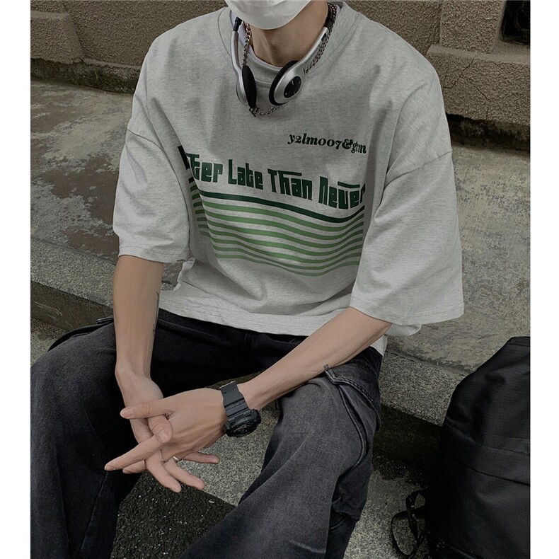 港风条纹印花大码短袖T恤男DT77773P18块特价控38：供抖音视频,男装T恤,星座227-7