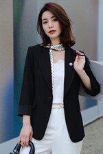 【现货】新款气质修身小西装，女装西装，新依佳人