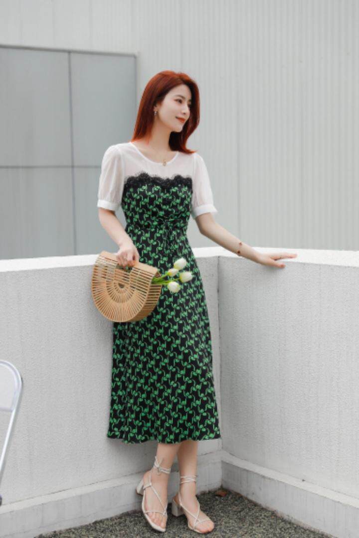 花色连衣裙，女装连衣裙，新依佳人