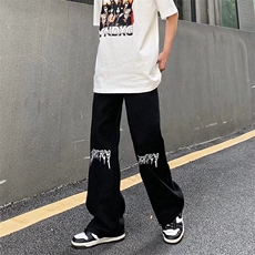 黑色