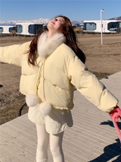 现货！2C056-7096-P285控428（浅黄色90绒羽绒服送毛毛围巾），女装羽绒服，2C056