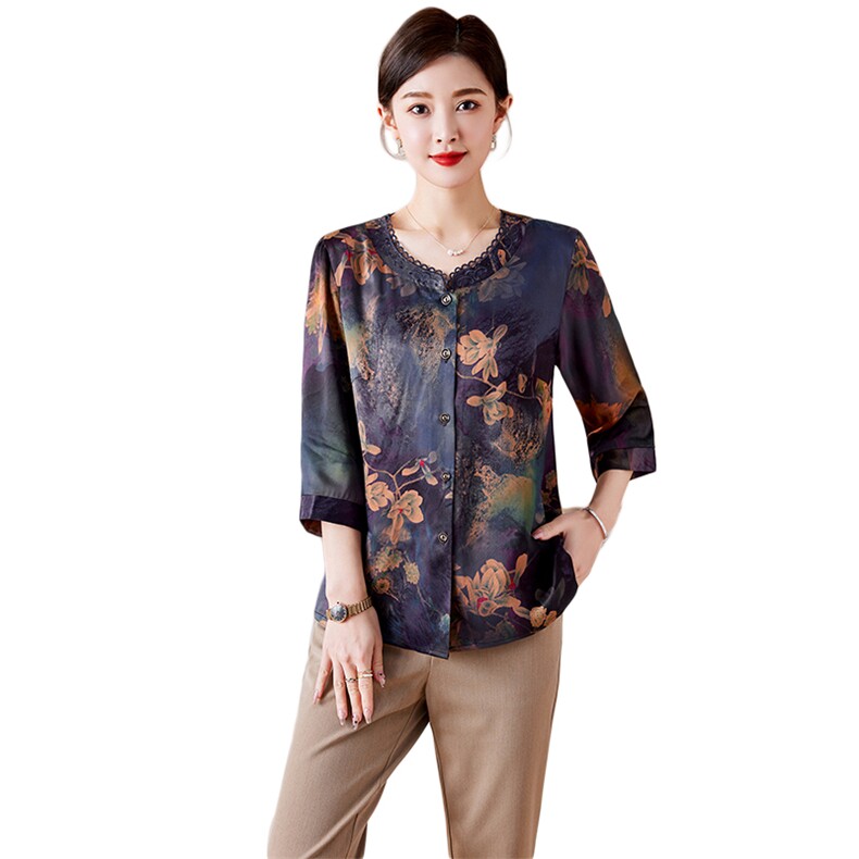 2023春夏新款真丝香云纱衬衫时尚优雅中老年高端喷绘品质上衣,女装衬衫,媚琳依坊