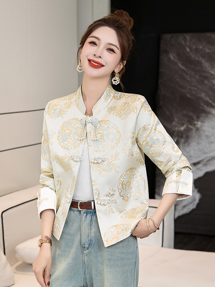 新中式外套女国风2025春秋新款小个子洋气刺绣复古盘扣唐装短上衣,女装短外套,伊仟回