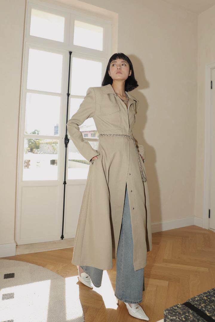 同款垫肩法式风衣裙，女装风衣，GN