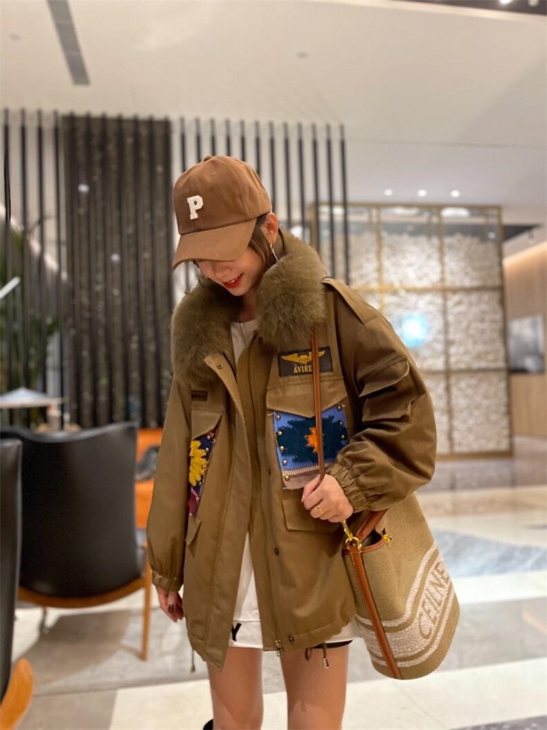 大毛领派克服，其它，跳跳谷