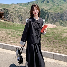 碎花拼接黑色西装半身裙套装女春秋法式气质优雅盐系巨好看两件套，女装套装/套裙，2D037