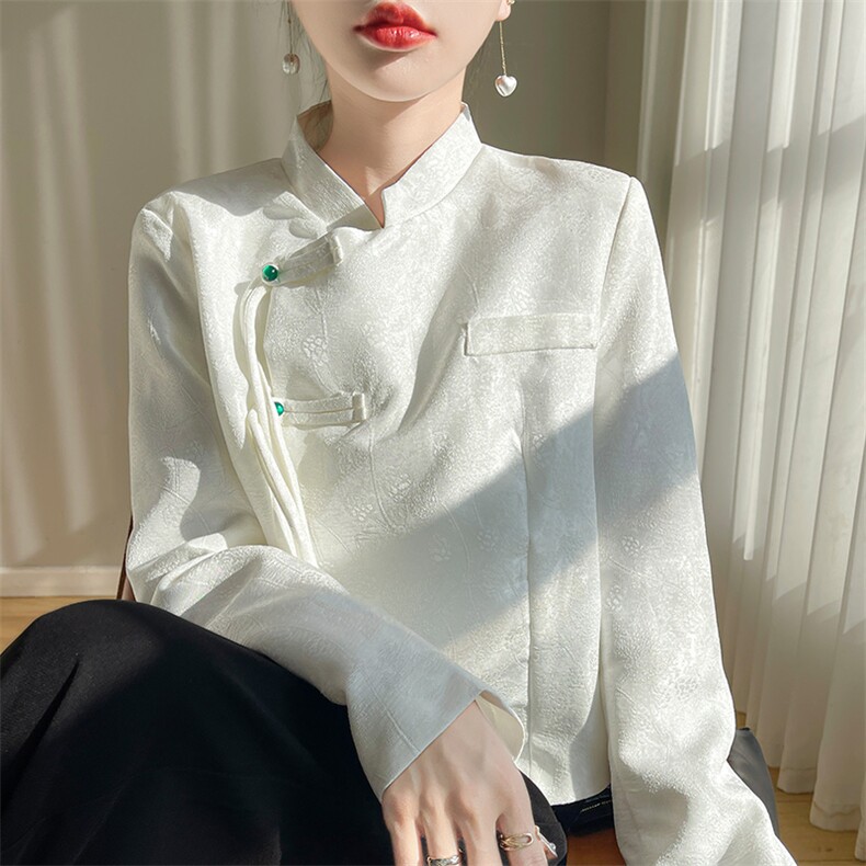 新中式盘扣斜襟提花衬衫女醋酸缎面搭配马面裙上衣国风设计感衬衣,女装西装,佳绒高端店