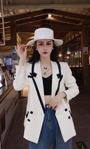 特色假领子小西装图片