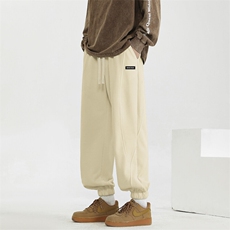 卡其色