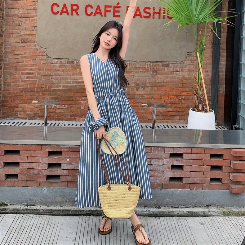【新品现货】夏日微风蓝色条纹背心茶歇连衣裙8816-P135-K188,女装连衣裙,2C317A