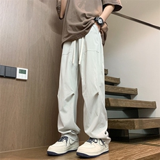 浅灰色