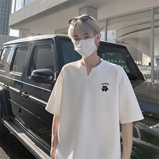 白色