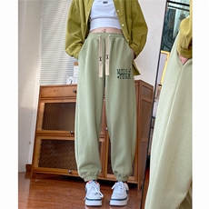 绿色