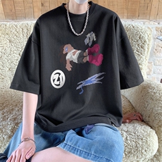 黑色