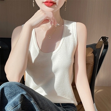 2025年显瘦大v领短款吊带背心女夏季外穿时髦亲肤打底无袖针织衫，女装背心吊带，皓宇羊绒