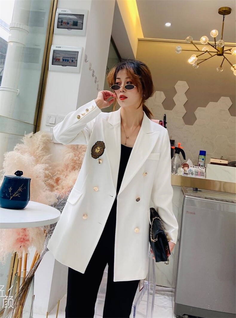 2021春季新款韩版时尚小西装，女装西装，时戴衣人