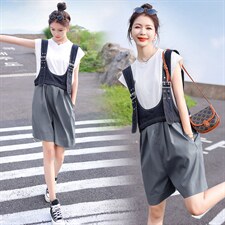 现货-牛仔拼接背带短裤套装夏季女2026年新款小个子高腰T恤两件套，女装套装/套裙，霓裳依族