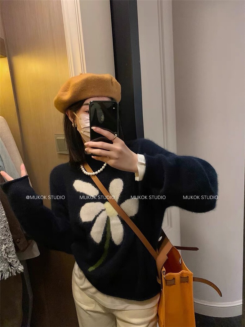 花朵针织衫套头毛衣女秋冬设计感小众宽松减龄针织上衣,女装羊毛衫,思途羊绒