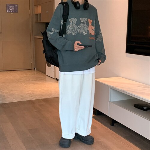 M3113-P68秋冬圆领毛衣小熊男针织衫学生宽松潮大码上衣外套控88图片