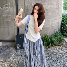 韩系格子半身裙套装女2025夏新款设计感不规则T恤短袖上衣两件套，女装套装/套裙，2C169