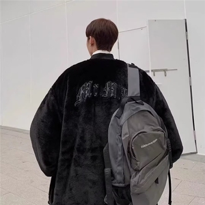 1506-1/MM041/P82冬季暗黑高街亚比风文化字母毛绒棉衣棉服男外套图片