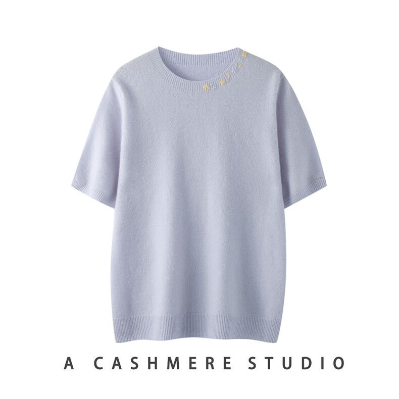 2025年秋季不连帽纯色常规短袖修身型圆领短袖T恤时尚百搭，女装T恤，美够羊绒