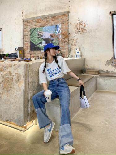 跑量字母T，女装，Queena PHoebe