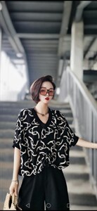 夏季新款休闲上衣图片
