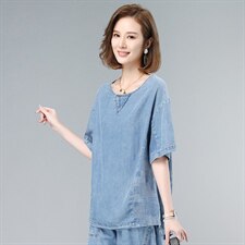 2021夏季新款简约时尚气质圆领拼接水洗牛仔短袖，女装T恤，叶笙衣