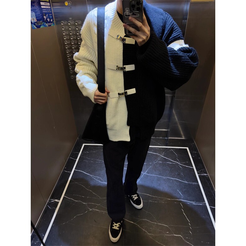 小众重磅解构毛衣宽松黑白拼接设计开衫金属纽扣针织外套 M558图片