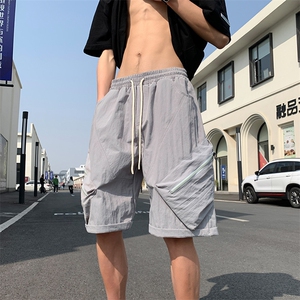 高品质潮流大口袋休闲短裤宽松大码五分裤A161-D9207-P45,浅色的工装裤搭配白色图片