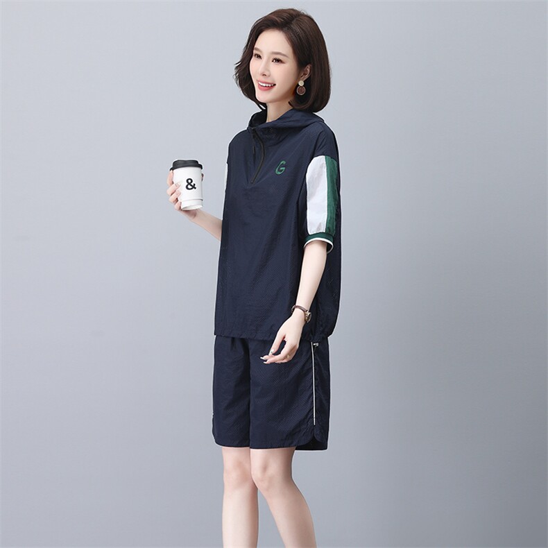 夏季短袖短款套装女2023新款洋气减龄连帽上衣宽松休闲时尚两件套,女装套装/套裙,忆绮罗