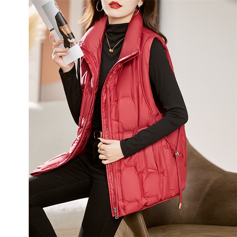 羽绒服马甲女外穿坎肩2025秋冬季新款马夹洋气轻薄白鸭绒背心外套,女装马甲,丽影随形