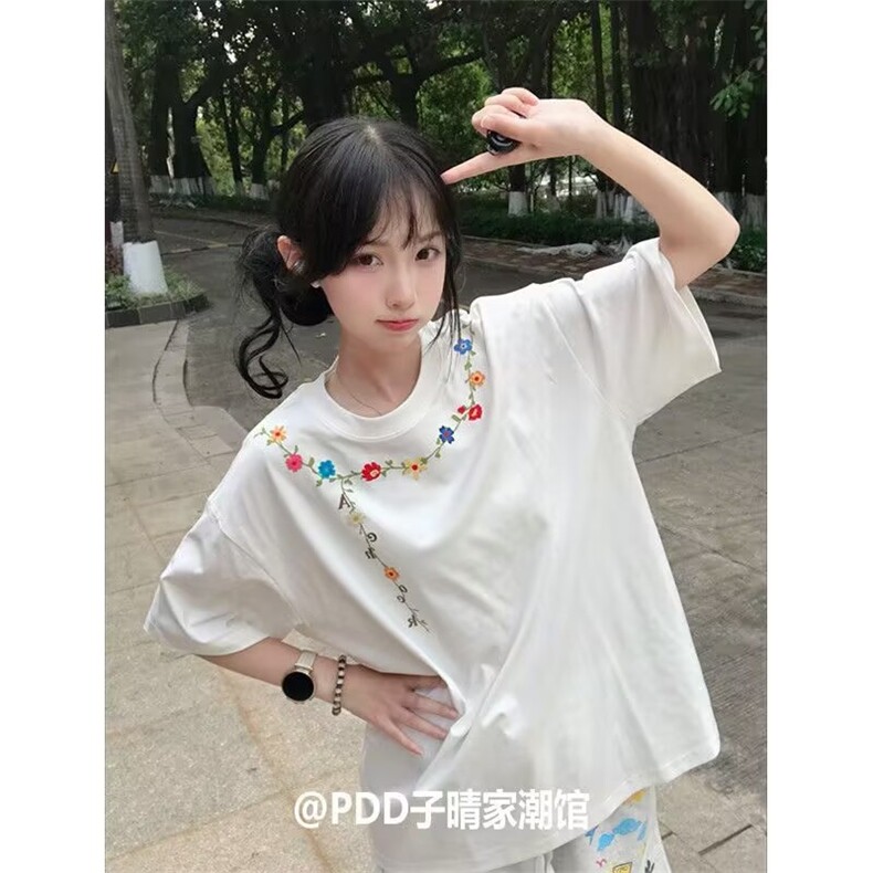 原创刺绣短袖碎骨花圈刺绣工艺潮男女情侣夏季宽松高级T恤图片