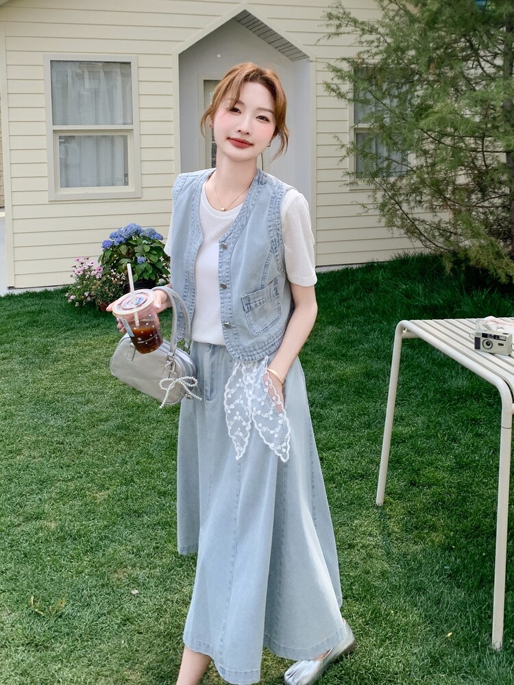 时尚减龄牛仔套装女2025年夏季新款马甲T恤半身裙三件套,女装套装/套裙,吉娜