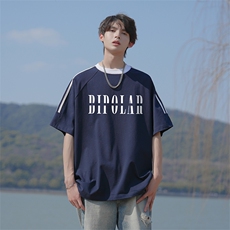 藏青色